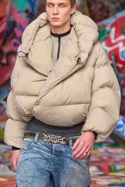 Look 53